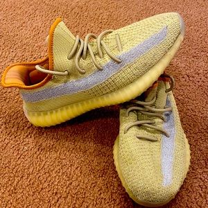 Yeezy 350 v2, Adidas ultraboost